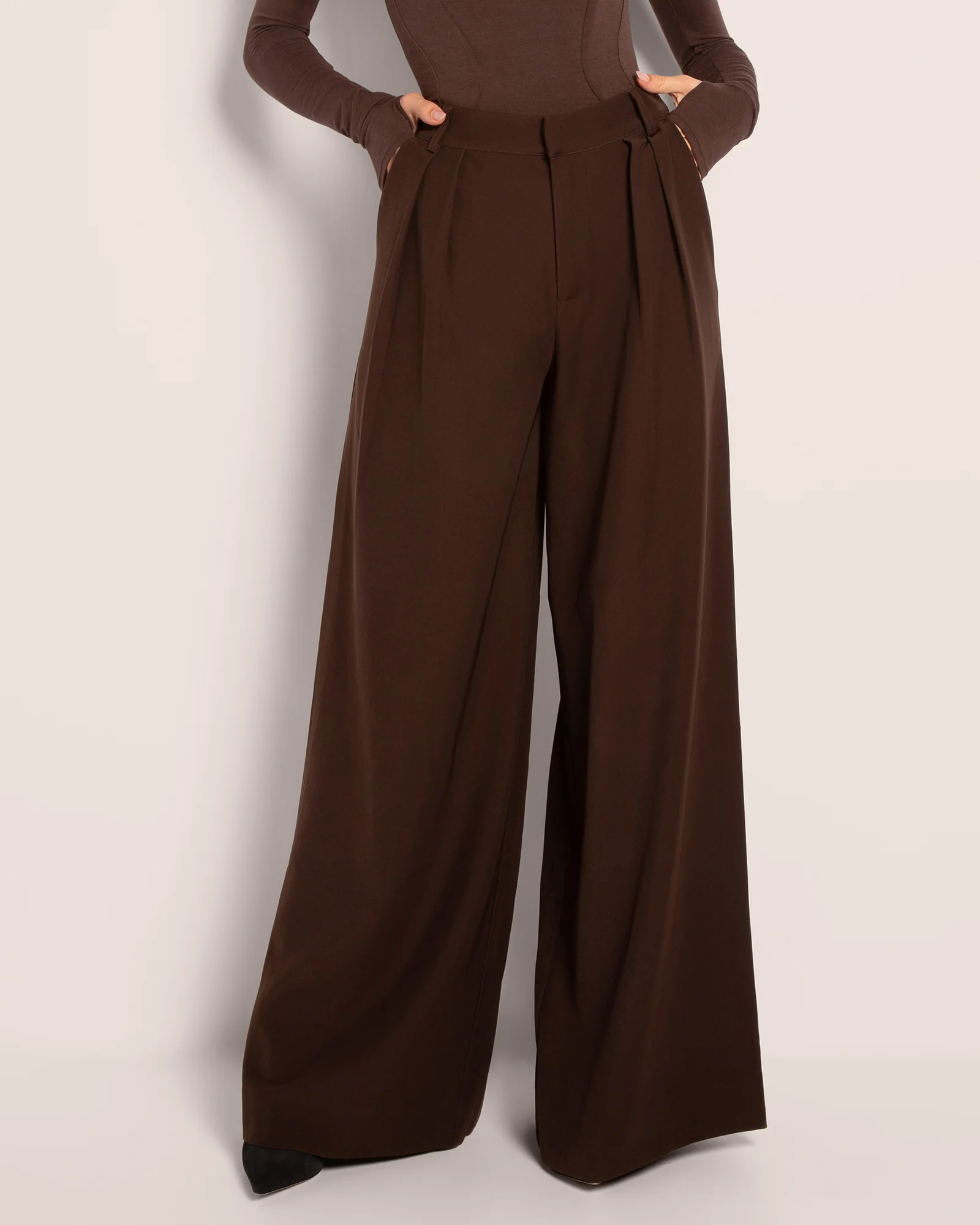 Pleaty Wide Leg Pant - Espresso
