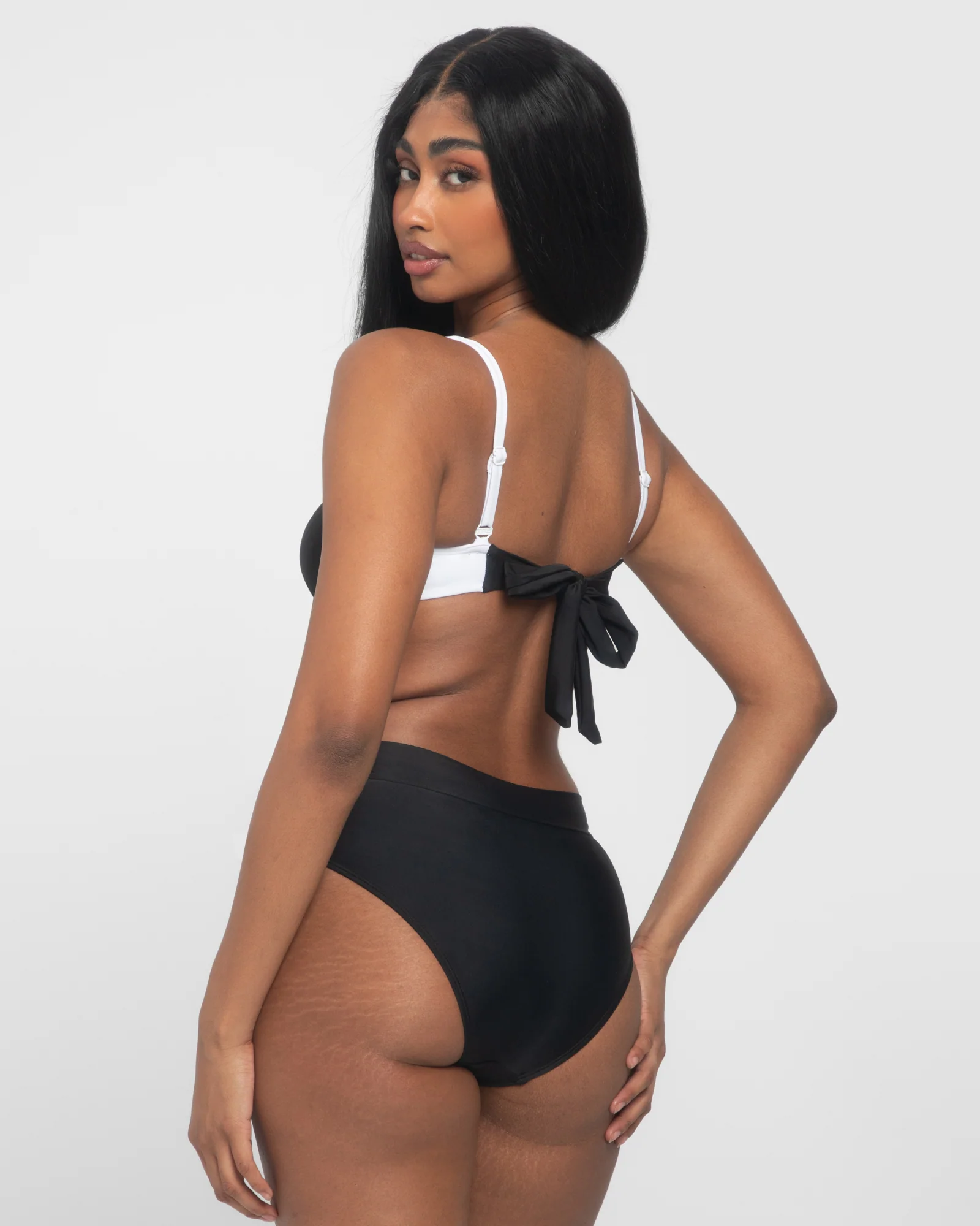 Sweetie Bikini Top - Black/White