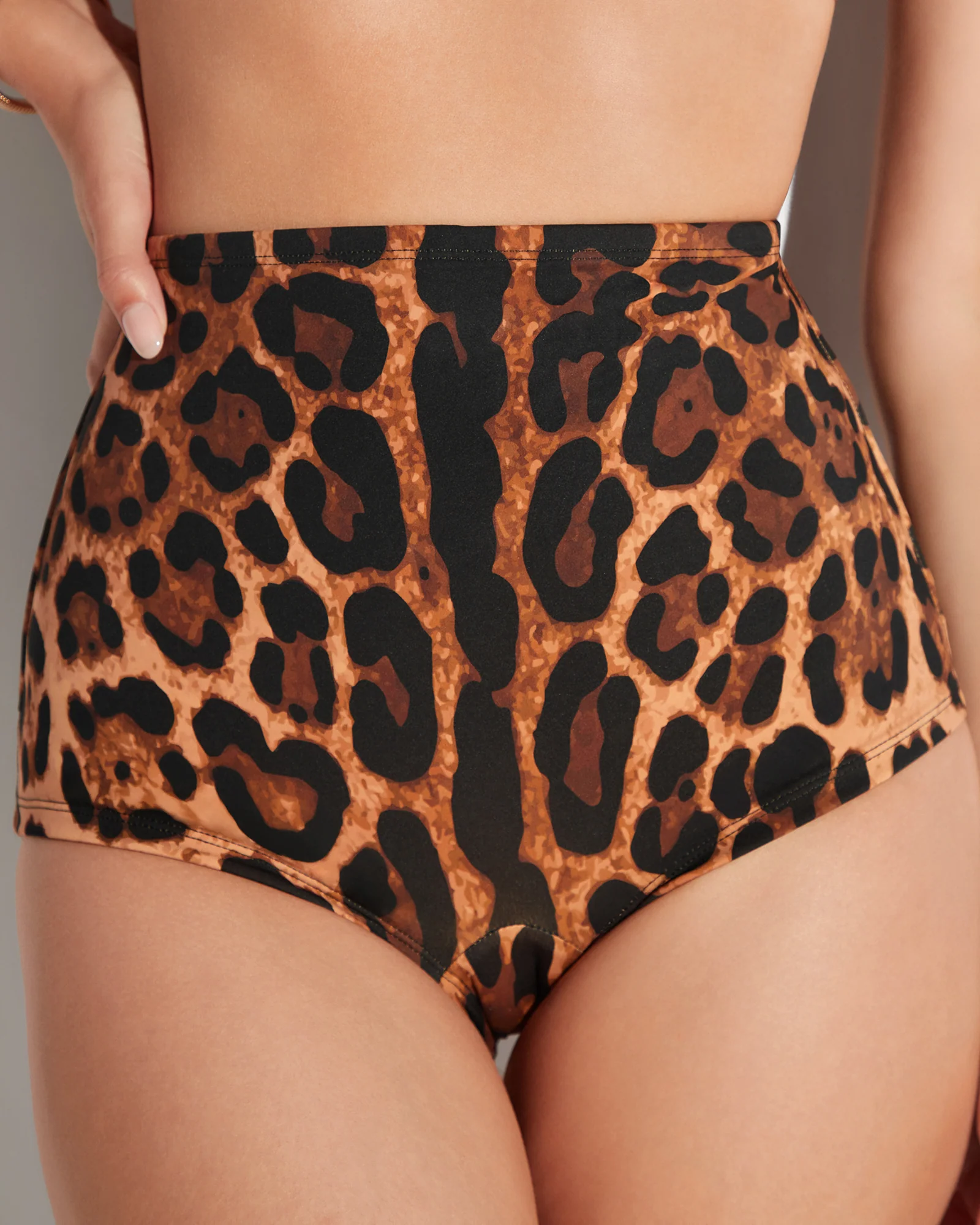 Boy Shortie - Symmetric Leopard